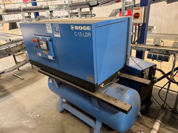 2x Kompressoranlagen 10bar, Boge, Schraubenkompressor, inkl. Drucklufttrockner, Druckluftbehälter mit Schalldämmhaube