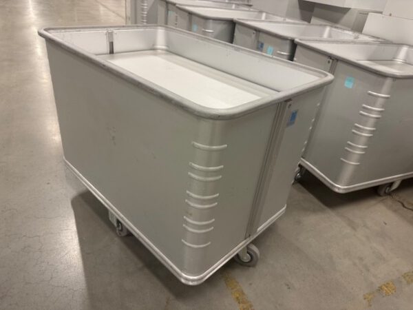 13 Stück Federbodenwagen, Zarges – Bild 2