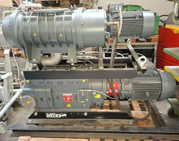 Vakuumpumpe GV600 (50Hz) mit EH4200 Booster, BOC Edwards DRYSTAR Pumping System