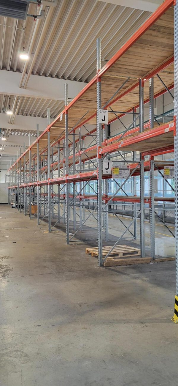 Palettenregal, Meta, Höhe 5m, Traversenlänge 2,70m, 600kg pro Palette, max. 1.635 Palettenstellplätze, mit Einlegeböden
