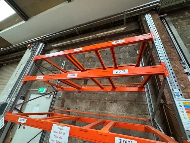 3x Einzelfelder Palettenregal, Meta / RBB, Rahmenhöhe ca. 3,50m bis 4m, Traversenlänge: 2,70m, mit Tiefenstegen, und Durchschubsicherungen lagertechnik 3x Einzelfelder Palettenregal, Meta / RBB, Rahmenhöhe ca. 3,50m bis 4m, Traversenlänge: 2,70m, mit Tiefenstegen, und Durchschubsicherungen – Bild 11