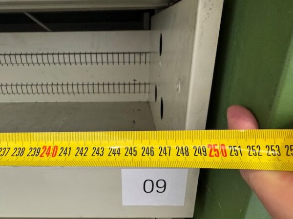 Lagerpaternoster, Kardex, ca. 5,96m hoch, 250kg / Gondel – Bild 11