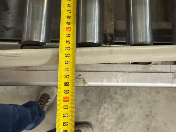 560m angetriebene Kartonförderstrecke, Knapp, mit „kleinem Sorter“ 10 Ausschleusepunkten am Ende – Bild 11