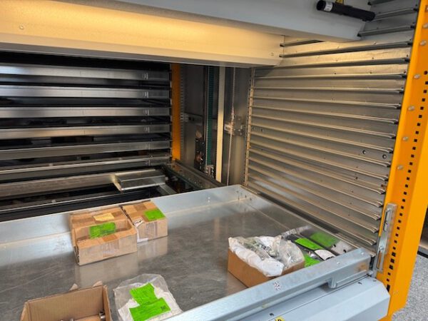 Liftsystem, Jungheinrich / Kardex, ca. 5,34m hoch, 490kg / Tablar, Tablar: ca. 4,50m x 81cm – Bild 12