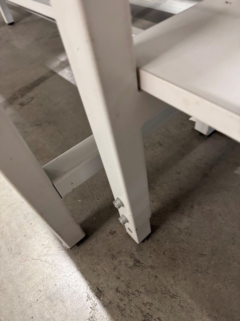 22 Stück 2er Einheit Kommissioniertische / Arbeitstische, mit „Rutsche“ höhenverstellbar lagertechnik 22 Stück 2er Einheit Kommissioniertische / Arbeitstische, mit „Rutsche“ höhenverstellbar – Bild 13