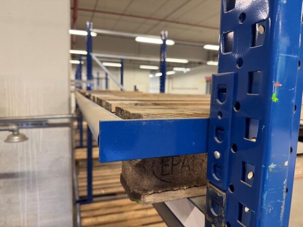 Palettenregal, Gemac, 2,45m Höhe , Traversenlänge 2,70m 666kg pro Palette, ca. 72 Palettenstellplätze – Bild 14