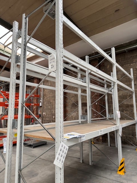 Palettenregal, Hofe, Rahmenhöhe ca. 3,50m bis 4m, Traversenlänge: 2,70m, lagertechnik Palettenregal, Hofe, Rahmenhöhe ca. 3,50m bis 4m, Traversenlänge: 2,70m, – Bild 14