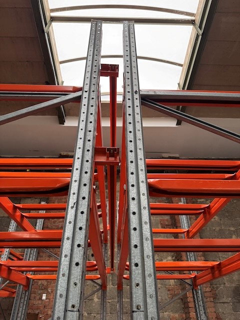 3x Einzelfelder Palettenregal, Meta / RBB, Rahmenhöhe ca. 3,50m bis 4m, Traversenlänge: 2,70m, mit Tiefenstegen, und Durchschubsicherungen lagertechnik 3x Einzelfelder Palettenregal, Meta / RBB, Rahmenhöhe ca. 3,50m bis 4m, Traversenlänge: 2,70m, mit Tiefenstegen, und Durchschubsicherungen – Bild 15