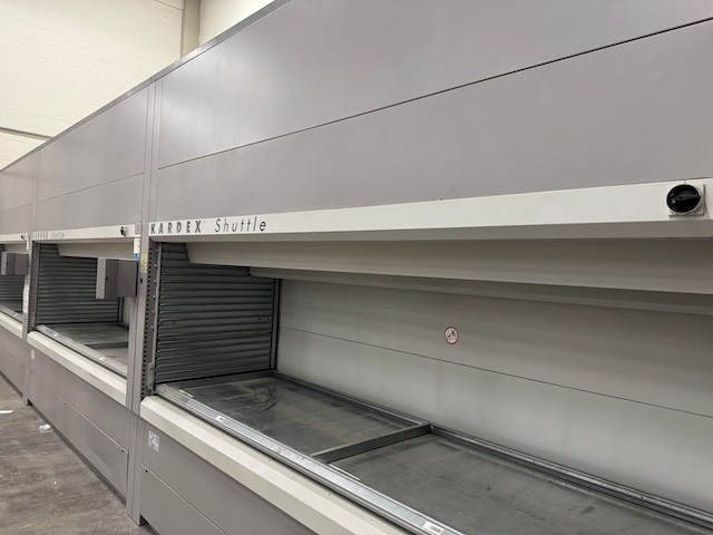 3x Liftsystem, Kardex XP 500, ca. 3m hoch, 450kg / Tablar, Tablar: ca. 3m x 86cm lagertechnik 3x Liftsystem, Kardex XP 500, ca. 3m hoch, 450kg / Tablar, Tablar: ca. 3m x 86cm – Bild 16