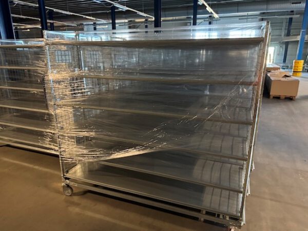 190 Stück Kommissionierwagen / Transportwagen, Wanzl KT-3, 1,90m lang – Bild 18