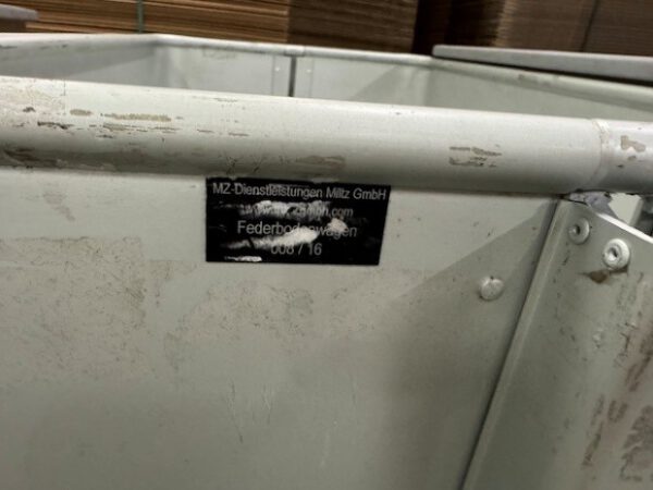 13 Stück Federbodenwagen, Zarges – Bild 18