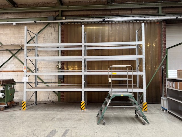 Palettenregal, Hofe, Rahmenhöhe ca. 3,50m bis 4m, Traversenlänge: 2,70m, lagertechnik Palettenregal, Hofe, Rahmenhöhe ca. 3,50m bis 4m, Traversenlänge: 2,70m, – Bild 18