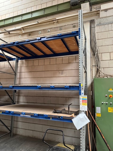 2 Felder Palettenregal, SSI Schäfer, Rahmenhöhe ca. 3,50m bis 4m, Traversenlänge: 2,80m, lagertechnik 2 Felder Palettenregal, SSI Schäfer, Rahmenhöhe ca. 3,50m bis 4m, Traversenlänge: 2,80m, – Bild 3