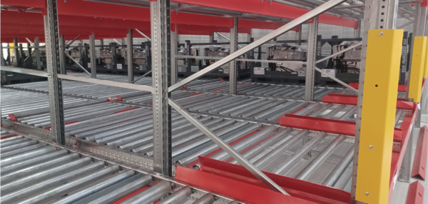 Palettendurchlaufregal / bzw. Durchlaufregal für Sonderladungsträger 1,40m x 1,20m, max. 700kg, Platz für 300 Ladungsträger – Bild 3