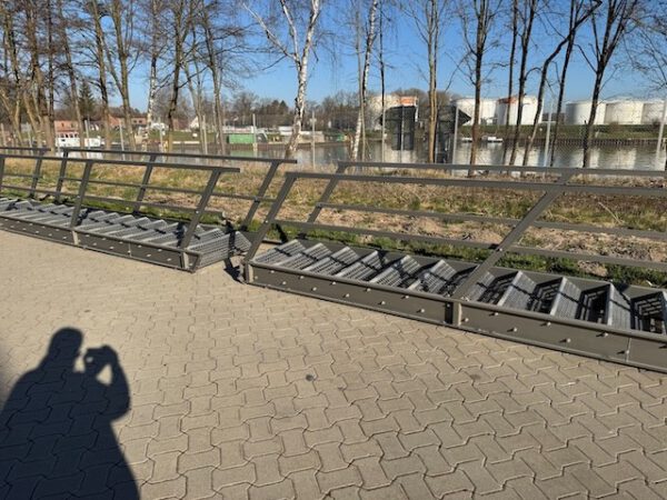 3x Treppe, z.B. für Fachbodenregalanlagen, Lagerbühnen etc, – Bild 3