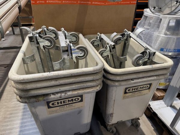 9 Stück, GFK Rechteckbehälter Standard, grau, 200 l hoch mit Rollgestellen, Chemo, – Bild 2