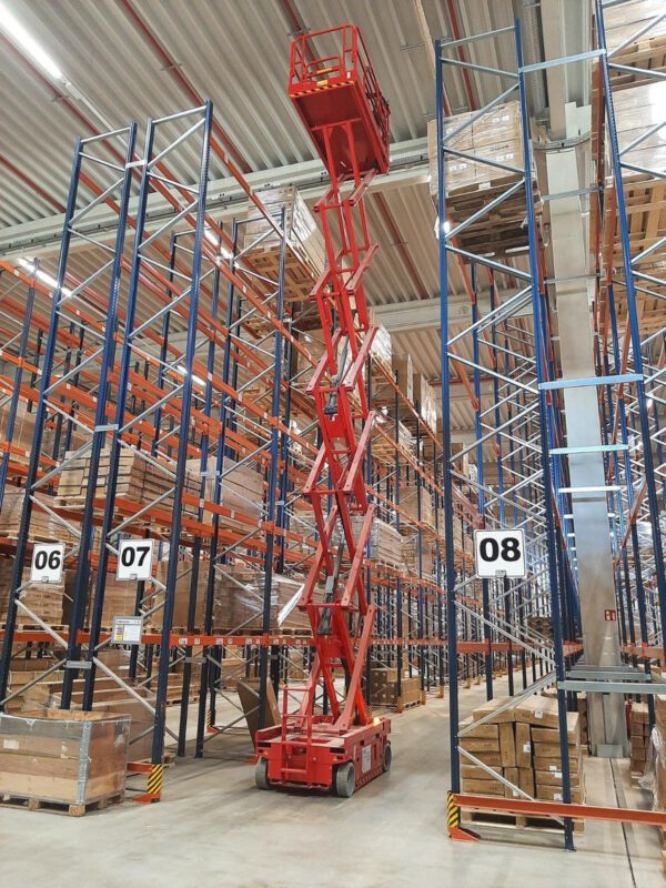 Selbstfahrende Scherenarbeitsbühne, PB Lifttechnik GmbH, Arbeitshöhe 14m, 320kg Hebekapazität – Bild 3