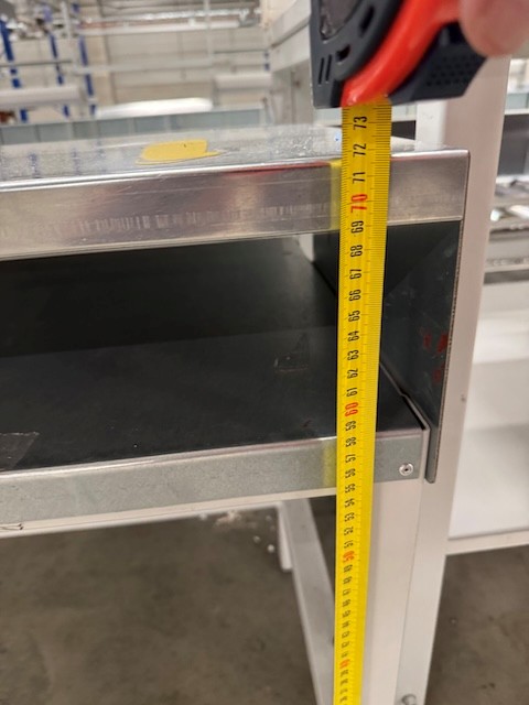 22 Stück 2er Einheit Kommissioniertische / Arbeitstische, mit „Rutsche“ höhenverstellbar lagertechnik 22 Stück 2er Einheit Kommissioniertische / Arbeitstische, mit „Rutsche“ höhenverstellbar – Bild 21