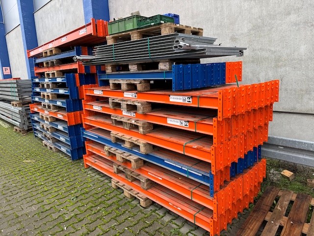 Palettenregal, SSI Schäfer, 6,30m bis 8,60m Höhe , Traversenlänge 1,80m, 4,50m und hauptsächlich 2,70m 1.100kgkg pro Palette, ca. 2.290 Palettenstellplätze, lagertechnik Palettenregal, SSI Schäfer, 6,30m bis 8,60m Höhe , Traversenlänge 1,80m, 4,50m und hauptsächlich 2,70m 1.100kgkg pro Palette, ca. 2.290 Palettenstellplätze, – Bild 24