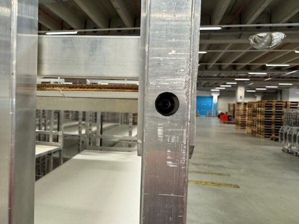 148 Stück große Kommissionierwagen / Transportwagen mit 4 Böden und Treppe, Alu – Bild 26
