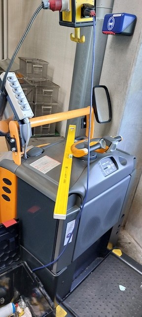 Routenzug mit Anhängern CSD, inkl. Bodenroller, Crown Zugmaschine lagertechnik Routenzug mit Anhängern CSD, inkl. Bodenroller, Crown Zugmaschine – Bild 26