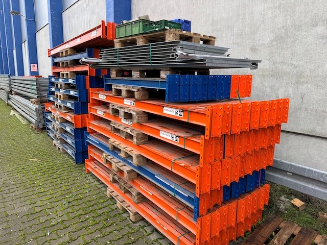 Palettenregal, SSI Schäfer, 6,30m bis 8,60m Höhe , Traversenlänge 1,80m, 4,50m und hauptsächlich 2,70m 1.100kgkg pro Palette, ca. 2.290 Palettenstellplätze, lagertechnik Palettenregal, SSI Schäfer, 6,30m bis 8,60m Höhe , Traversenlänge 1,80m, 4,50m und hauptsächlich 2,70m 1.100kgkg pro Palette, ca. 2.290 Palettenstellplätze, – Bild 26