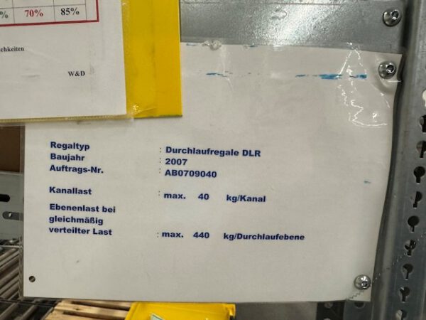 2x 7 Felder Palettendurchlaufregale mit 1 Durchlaufebene für Kisten / Kartons und einer Ablageebene für Paletten, Jungheinrich – Bild 27
