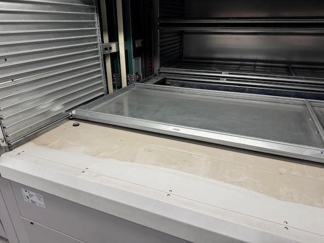 3x Liftsystem, Kardex XP 500, ca. 3m hoch, 450kg / Tablar, Tablar: ca. 3m x 86cm lagertechnik 3x Liftsystem, Kardex XP 500, ca. 3m hoch, 450kg / Tablar, Tablar: ca. 3m x 86cm – Bild 26