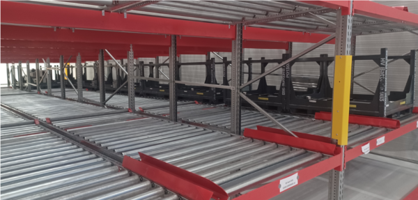 Palettendurchlaufregal / bzw. Durchlaufregal für Sonderladungsträger 1,40m x 1,20m, max. 700kg, Platz für 300 Ladungsträger – Bild 4