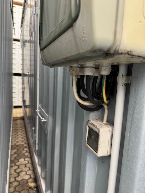 2 Ex-geschütze Container, Sicherheitslagerhaus, ca. 5m x 4,3m, verzinkt, inkl. Heizung, Belüftung und Beleuchtung, zur Lagerung von wassergefährdenden / entzündbaren Stoffen lagertechnik 2 Ex-geschütze Container, Sicherheitslagerhaus, ca. 5m x 4,3m, verzinkt, inkl. Heizung, Belüftung und Beleuchtung, zur Lagerung von wassergefährdenden / entzündbaren Stoffen – Bild 31