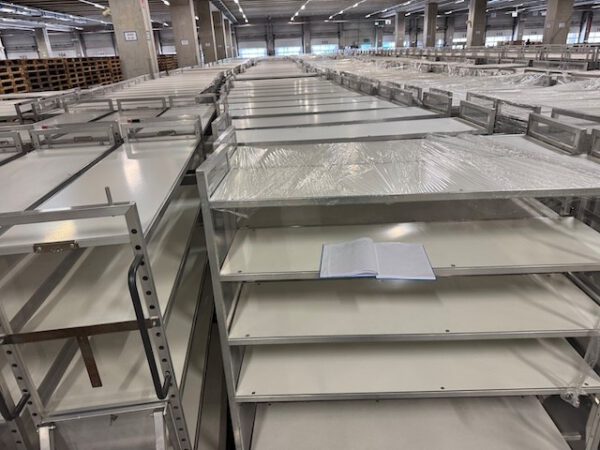 470 Stück Kommissionierwagen / Transportwagen mit 5 Böden und Treppe, Alu – Bild 32