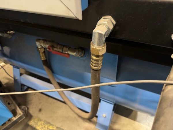 2x Kompressoranlagen 10bar, Boge, Schraubenkompressor, inkl. Drucklufttrockner, Druckluftbehälter mit Schalldämmhaube – Bild 33