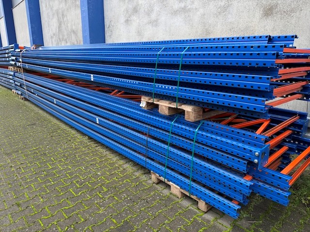 Palettenregal, SSI Schäfer, 6,30m bis 8,60m Höhe , Traversenlänge 1,80m, 4,50m und hauptsächlich 2,70m 1.100kgkg pro Palette, ca. 2.290 Palettenstellplätze, lagertechnik Palettenregal, SSI Schäfer, 6,30m bis 8,60m Höhe , Traversenlänge 1,80m, 4,50m und hauptsächlich 2,70m 1.100kgkg pro Palette, ca. 2.290 Palettenstellplätze, – Bild 37