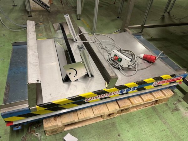 Hubtisch mit Rampe, Plattform 1,50m x 0,77m, 500kg – Bild 5