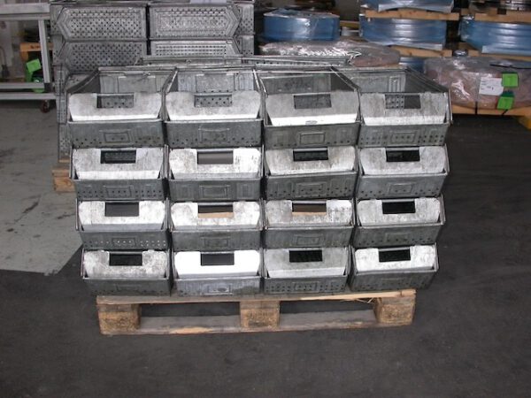 100 Sichtlagerkästen, gelocht, 500/460 x 320 x 200 mm – Bild 5