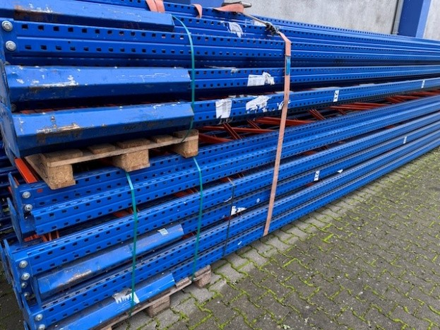 Palettenregal, SSI Schäfer, 6,30m bis 8,60m Höhe , Traversenlänge 1,80m, 4,50m und hauptsächlich 2,70m 1.100kgkg pro Palette, ca. 2.290 Palettenstellplätze, lagertechnik Palettenregal, SSI Schäfer, 6,30m bis 8,60m Höhe , Traversenlänge 1,80m, 4,50m und hauptsächlich 2,70m 1.100kgkg pro Palette, ca. 2.290 Palettenstellplätze, – Bild 45