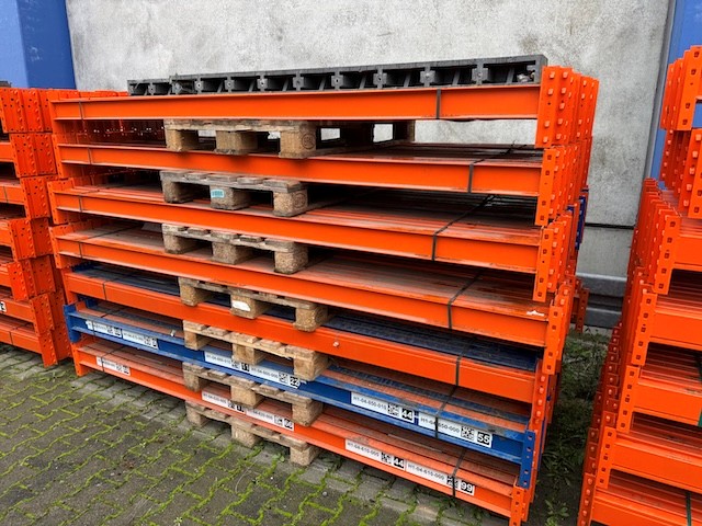 Palettenregal, SSI Schäfer, 6,30m bis 8,60m Höhe , Traversenlänge 1,80m, 4,50m und hauptsächlich 2,70m 1.100kgkg pro Palette, ca. 2.290 Palettenstellplätze, lagertechnik Palettenregal, SSI Schäfer, 6,30m bis 8,60m Höhe , Traversenlänge 1,80m, 4,50m und hauptsächlich 2,70m 1.100kgkg pro Palette, ca. 2.290 Palettenstellplätze, – Bild 50