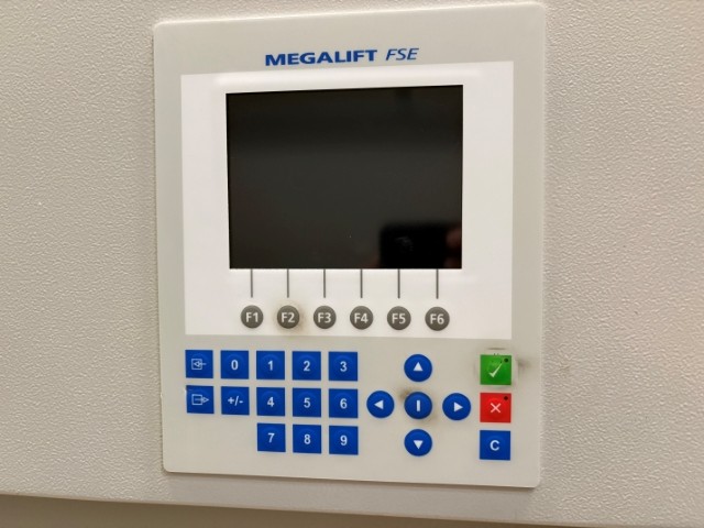 Liftsystem, Megamat FSE 7.1, ca. 6,91m hoch, mind. 331kg / Tablar, Tablar: ca. 3,06m x 81cm lagertechnik Liftsystem, Megamat FSE 7.1, ca. 6,91m hoch, mind. 331kg / Tablar, Tablar: ca. 3,06m x 81cm – Bild 6