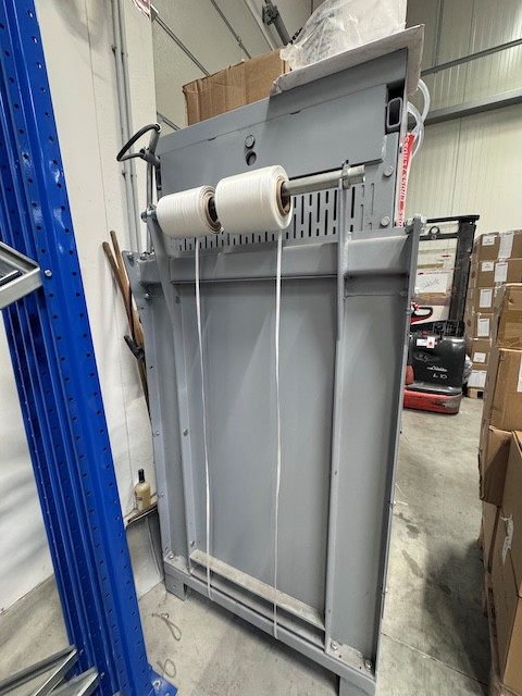 Ballenpressen, Dixi, Hydraulische Vertikal-Ballenpresse lagertechnik Ballenpressen, Dixi, Hydraulische Vertikal-Ballenpresse – Bild 5