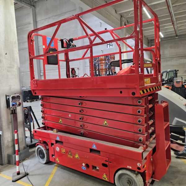 Selbstfahrende Scherenarbeitsbühne, PB Lifttechnik GmbH, Arbeitshöhe 14m, 320kg Hebekapazität – Bild 6