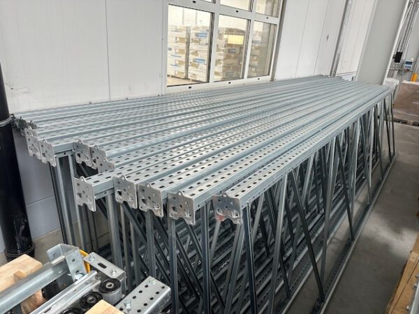 Palettendurchlaufregal / bzw. Durchlaufregal für Paletten 1mx 1,20m, max. 350kg, 90 – bis 108 Plätze – Bild 7