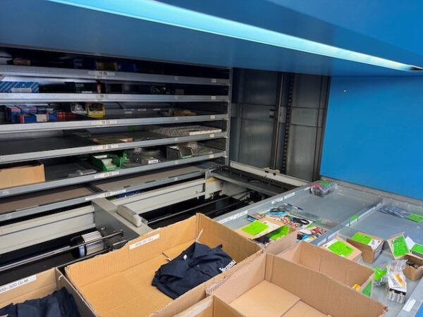 Liftsystem, Megamat, ca. 5,81m hoch, 590kg / Tablar, Tablar: ca. m x 81cm – Bild 7