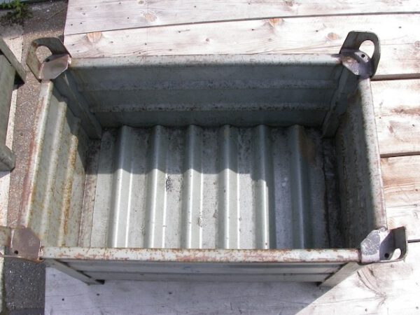 100 Stapel- und Transportbehälter mit Kranösen, 850 x 550 x 500 mm – Bild 7