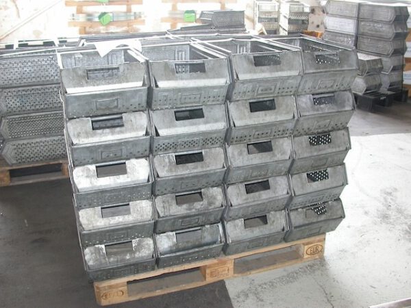 100 Sichtlagerkästen, gelocht, 500/460 x 320 x 200 mm – Bild 7