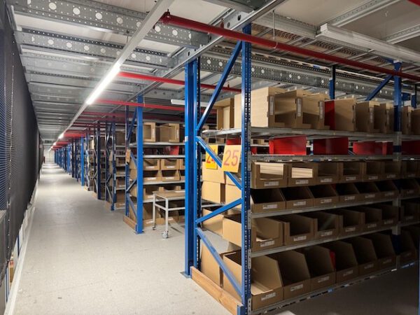 LED Beleuchtung, Philips inkl. Bewegungsmelder. 4 – 5.000m – Bild 7