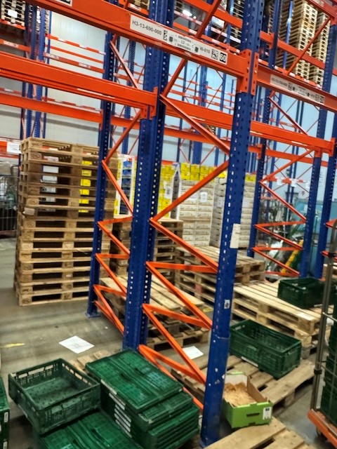 Palettenregal, SSI Schäfer, 6,30m bis 8,60m Höhe , Traversenlänge 1,80m, 4,50m und hauptsächlich 2,70m 1.100kgkg pro Palette, ca. 2.290 Palettenstellplätze, lagertechnik Palettenregal, SSI Schäfer, 6,30m bis 8,60m Höhe , Traversenlänge 1,80m, 4,50m und hauptsächlich 2,70m 1.100kgkg pro Palette, ca. 2.290 Palettenstellplätze, – Bild 7