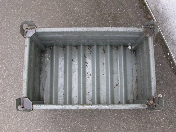 100 Stapel- und Transportbehälter mit Kranösen, 850 x 550 x 500 mm – Bild 8