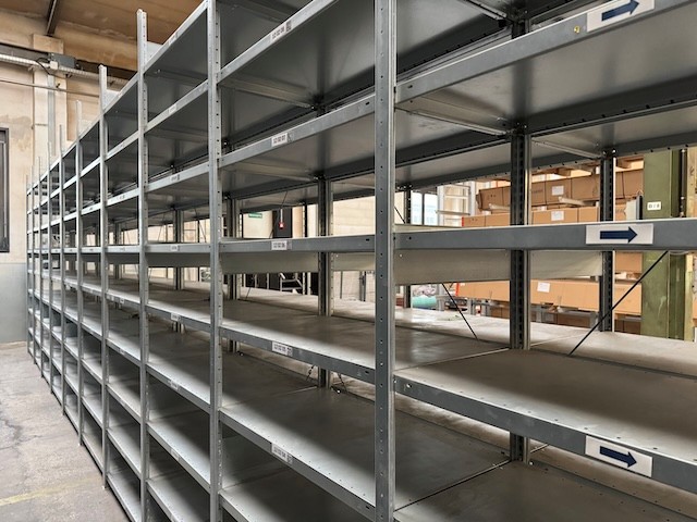 88 Felder Fachbodenregale, Jungheinrich, Fachböden 1m Breite, Tiefe 0,50m, Rahmenhöhe 3m lagertechnik 88 Felder Fachbodenregale, Jungheinrich, Fachböden 1m Breite, Tiefe 0,50m, Rahmenhöhe 3m – Bild 8