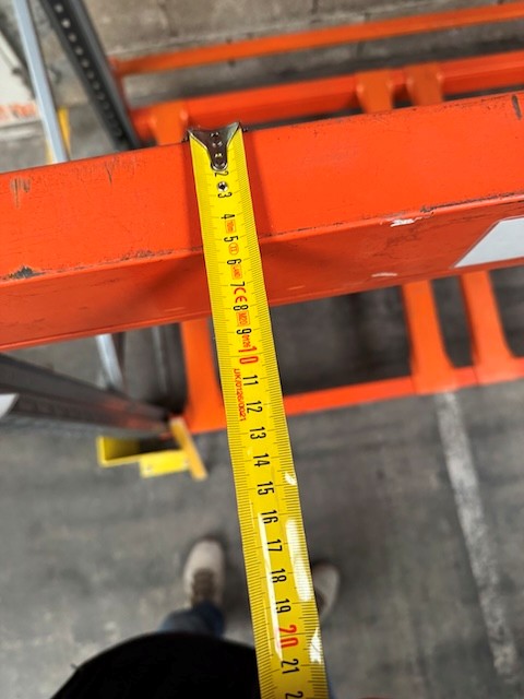 3x Einzelfelder Palettenregal, Meta / RBB, Rahmenhöhe ca. 3,50m bis 4m, Traversenlänge: 2,70m, mit Tiefenstegen, und Durchschubsicherungen lagertechnik 3x Einzelfelder Palettenregal, Meta / RBB, Rahmenhöhe ca. 3,50m bis 4m, Traversenlänge: 2,70m, mit Tiefenstegen, und Durchschubsicherungen – Bild 8