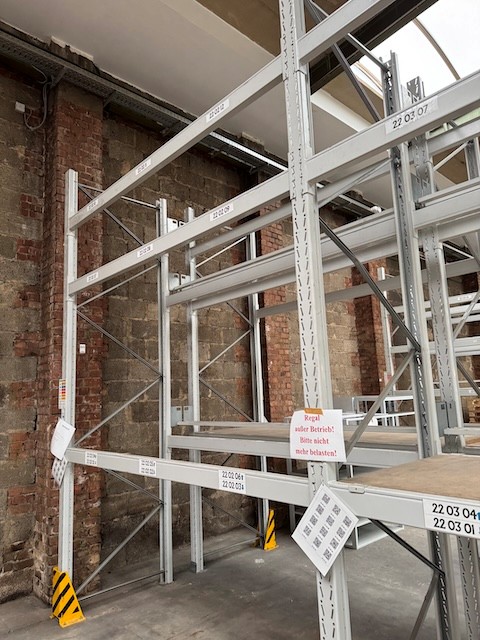 Palettenregal, Hofe, Rahmenhöhe ca. 3,50m bis 4m, Traversenlänge: 2,70m, lagertechnik Palettenregal, Hofe, Rahmenhöhe ca. 3,50m bis 4m, Traversenlänge: 2,70m, – Bild 9